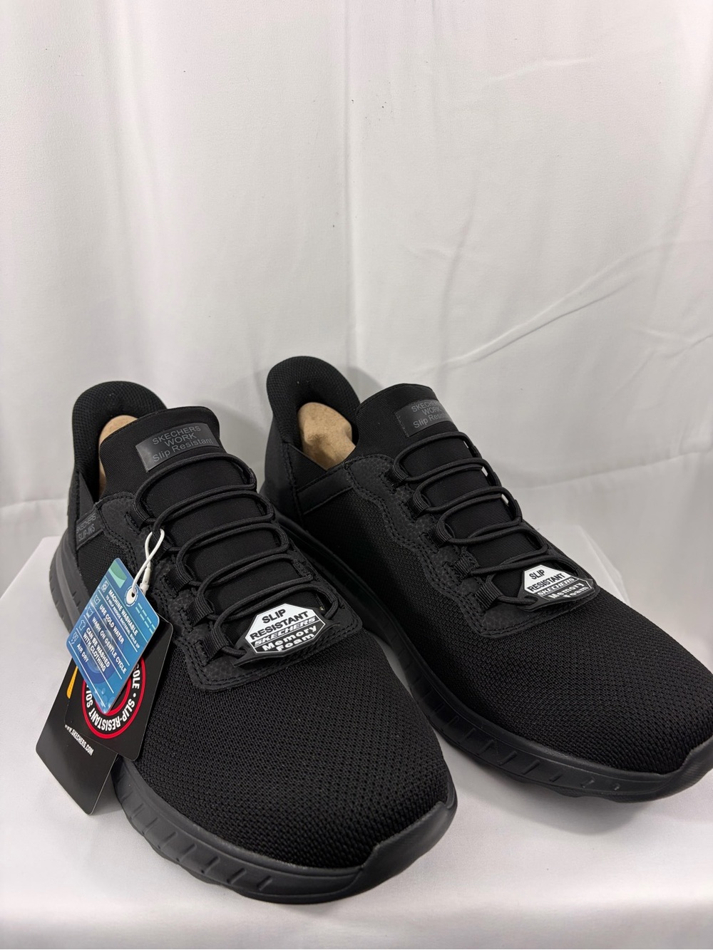 NWT Skechers Men's Size 11W Slip-Resistant Black Athletic Shoes